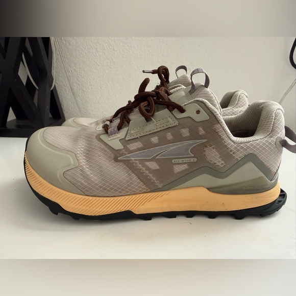 Altra Women's Athletic Shoes - Gray and Tan - Picture 4 of 9